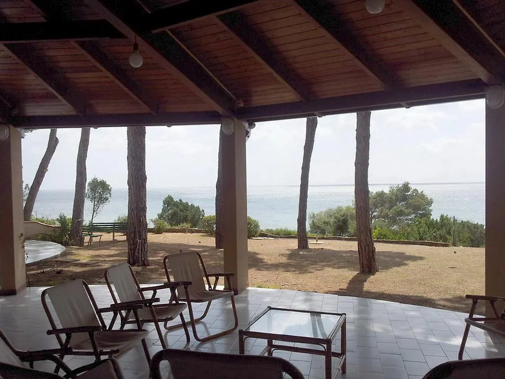 Villa Fernanda Santa Margherita di Pula 0*,